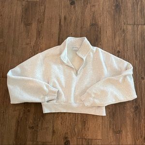 Aritzia TNA Cropped 1/4 Zip Sweatshirt